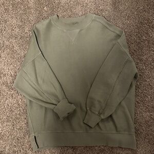 Aerie Women's Olive Crew Neck Sweater